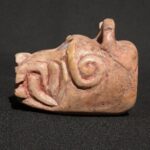 🗿 Title:Ancient Chavín Jaguar Head Sculpture – Quartz-Granite with Sodalite Inlays – Ritual Artifact from Pre-Columbian Peru - Imagen 2