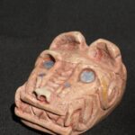 🗿 Title:Ancient Chavín Jaguar Head Sculpture – Quartz-Granite with Sodalite Inlays – Ritual Artifact from Pre-Columbian Peru - Imagen 7