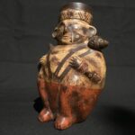 🏷️Chancay Ceramic Bottle 1400g – Hunter with Prey Figurine, Ancient Style Pottery