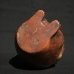 🏷️Chancay Ceramic Bottle 1400g – Hunter with Prey Figurine, Ancient Style Pottery - Imagen 7