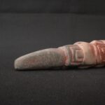 🏷️Condor Ritual Scepter 600g – Granite Stone, Turquoise Eyes, Seated Figure Carving - Imagen 8