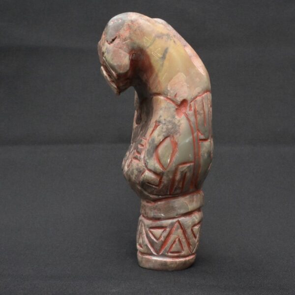 Moche ritual hand sculpture with pre-Columbian mother-of-pearl inlays - Imagen 3