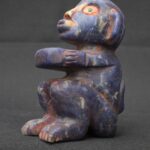 Handcrafted Sodalite Monkey Figurine Quartz Veins Inlaid Turquoise Eyes Art - Imagen 6