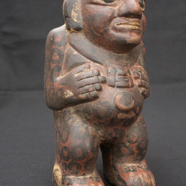 🟩Tiahuanaco Ritual Vessel – Chubby Man with Giant Toad on Back - Imagen 7