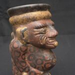 Tiahuanaco Ritual Bottle – Chubby Man with Toad on Back - Imagen 6