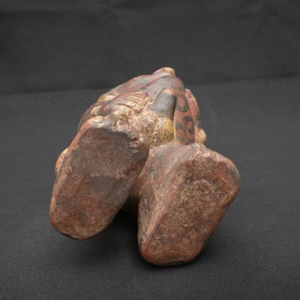 Tiahuanaco Ritual Bottle – Chubby Man with Toad on Back - Imagen 12