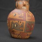 Paracas Ritual Bottle – Man Figure with Mythical Creatures Design - Imagen 8