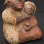 Moche Intimate Couple Vessel – Pre-Columbian Ceramic Ritual Piece - Imagen 6