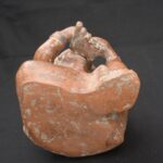 Moche Musician Figurine – Pre-Columbian Ceramic with Antara Flute - Imagen 8