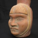 Moche Portrait Vessel – Pre-Columbian Ceramic with Ritual Expression - Imagen 7