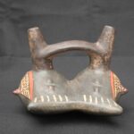🎨 Double-Spout Nazca Bottle – Stylized Fish Motif - Imagen 3