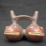 🎨 Double-Spout Nazca Bottle – Stylized Fish Motif - Imagen 5