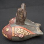 🎨 Double-Spout Nazca Bottle – Stylized Fish Motif - Imagen 9