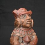 🛡️ Moche Warrior Figurine – Pre-Columbian Ritual Ceramic Art - Imagen 6