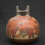 🌞 Nazca Ritual Bottle – Ceramic with Mythical Human Figure Art