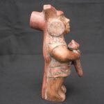 ⚔️ Moche Warrior Figurine – Ceramic Ritual Sculpture from Ancient Peru - Imagen 4