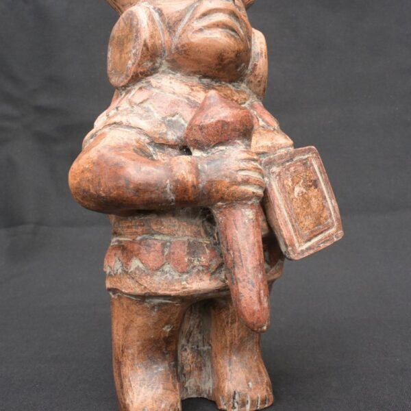 ⚔️ Moche Warrior Figurine – Ceramic Ritual Sculpture from Ancient Peru - Imagen 8