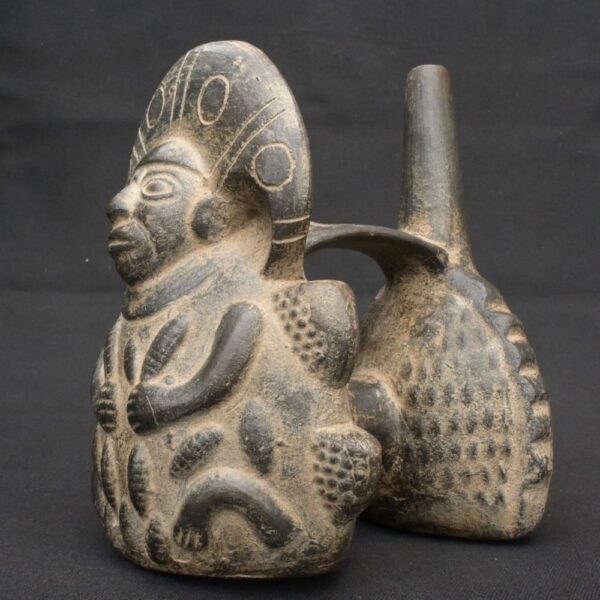 🌽 Moche Whistling Vessel – Andean Corn Spirit Ceramic Flute Sculpture - Imagen 1