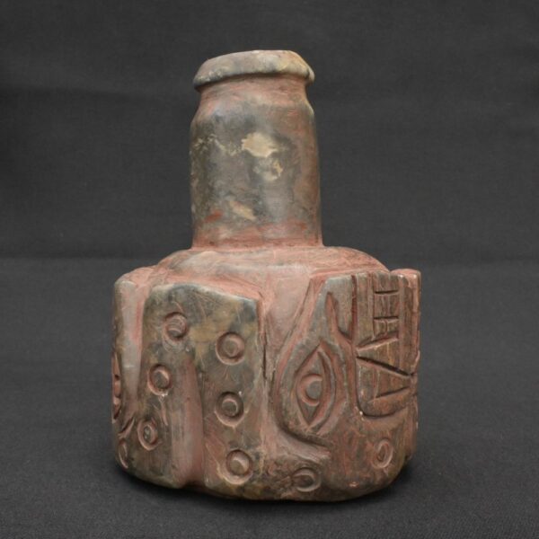 Chavín ritual stone bottle with a two-headed serpent engraving - Imagen 4