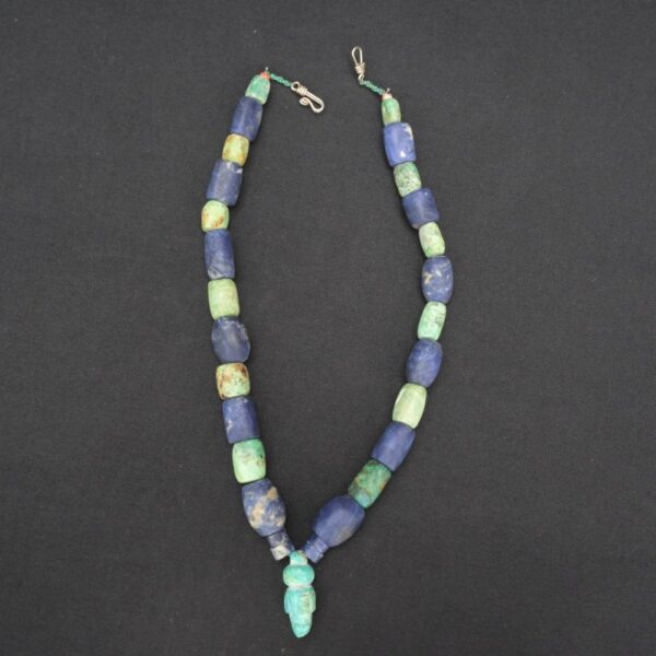 Moche-Chavín Necklace with Green and Blue Stone Beads - Imagen 1