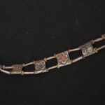Collar Moche en plata con dije ritual en forma de concha - Imagen 13