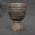 Inca ritual vessel made of wood with a dark patina and ceremonial shape - Imagen 7