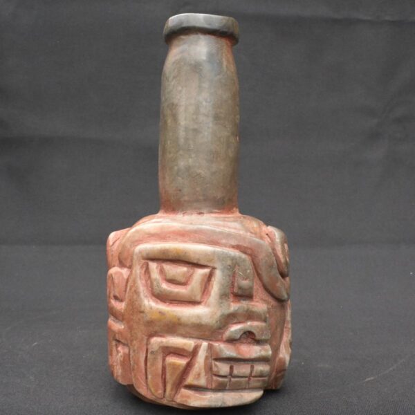 Chavín Granite Ritual Bottle – Twin Feline Faces, Quartz Veins, Hand-Carved - Imagen 1