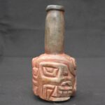Chavín Granite Ritual Bottle – Twin Feline Faces, Quartz Veins, Hand-Carved - Imagen 7