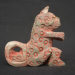 Moche Stone Feline Figure Holding Head – Pre-Columbian Ritual Sculpture - Imagen 4