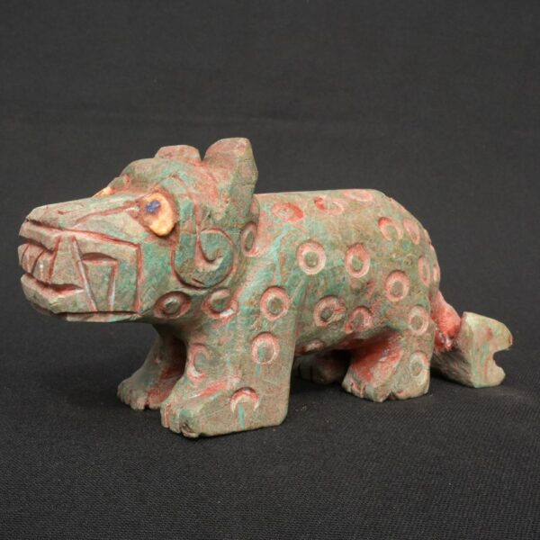 Moche Turquoise Stone Jaguar with Spondylus and Blue Gem Inlays - Imagen 1