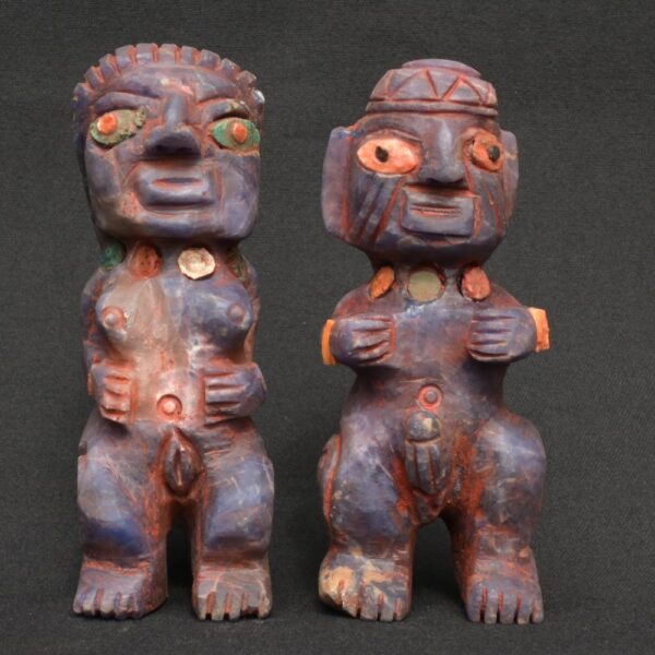 Inca Sodalite Figurines of Pachamama and Pachapapa with Shell Inlays - Imagen 1