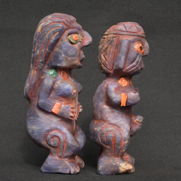 Inca Sodalite Figurines of Pachamama and Pachapapa with Shell Inlays - Imagen 4