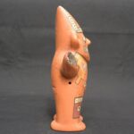 Figura de cerámica Paracas: escultura ritual femeninas con símbolos tradicionales - Imagen 4