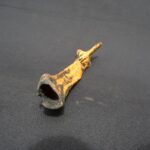 Hand-Carved Bone Quena with Ancient Symbolism – Display Collectible - Imagen 4