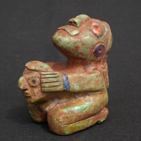 Moche Turquoise Ritual Figure with Stone Inlays – Pre-Columbian Art - Imagen 1