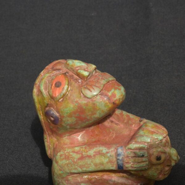 Moche Turquoise Ritual Figure with Stone Inlays – Pre-Columbian Art - Imagen 10