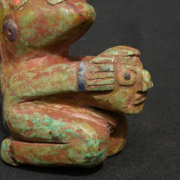 Moche Turquoise Ritual Figure with Stone Inlays – Pre-Columbian Art - Imagen 11