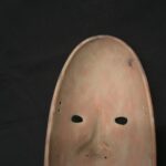 Paracas Ritual Mask in Ceramic – Geometric Motifs and Tribal Colors - Imagen 7