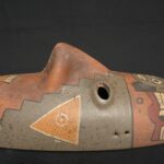 Paracas Ritual Mask in Ceramic – Geometric Motifs and Tribal Colors - Imagen 11