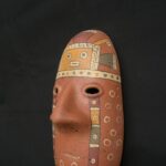 Ceramic Paracas Ritual Mask – Sacred Geometric and Feline Motifs - Imagen 4