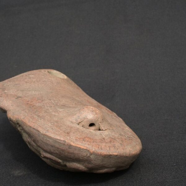 Moche Ritual Whistle – Sacred Ceramic Figure with Aura and Detail - Imagen 9