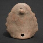 Moche Ceramic Ritual Whistle – Figure with Aura and Headdress - Imagen 3