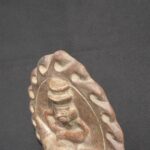 Moche Ritual Whistle – Seated Figure on Vessel with Aura Frame - Imagen 5