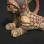 🟡Moche Feline Stirrup-Spout Vessel – Pre-Columbian Ceremonial Pot - Imagen 9