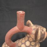 🟡Moche Feline Stirrup-Spout Vessel – Pre-Columbian Ceremonial Pot - Imagen 12