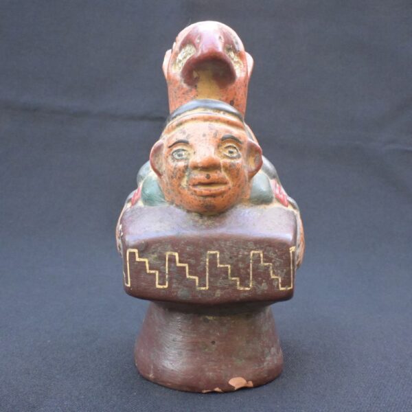 🔸Moche Ceramic Vessel – Man Carrying Bird Figurine Ritual Pottery - Imagen 2
