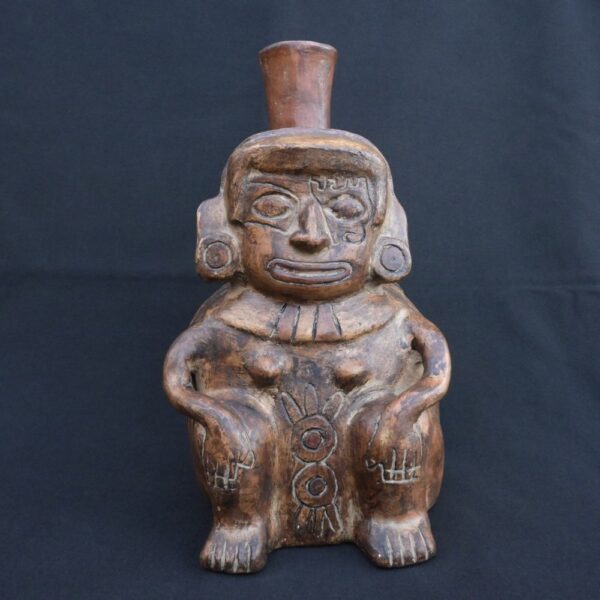 🏷️Cupisnique Ceremonial Bottle | Ancient Andean Pottery with Symbolic Design - Imagen 2