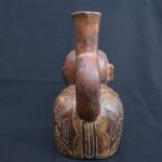 🏷️Cupisnique Ceremonial Bottle | Ancient Andean Pottery with Symbolic Design - Imagen 5