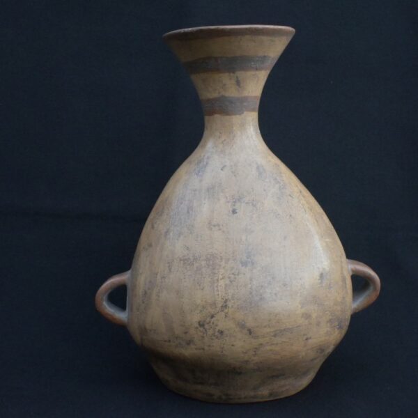 🔸Ceremonial Moche Vessel with Feline Motif and Geometric Design - Imagen 5