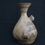 🔸Ceremonial Moche Vessel with Feline Motif and Geometric Design - Imagen 7